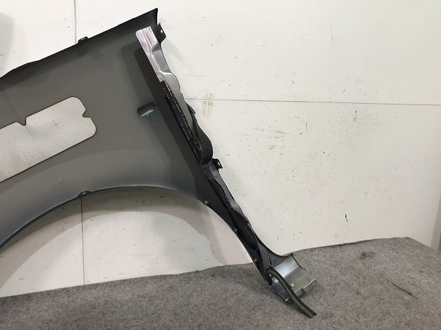 セレナ C26/FPC26/NC26/FNPC26/HC26/HFC26/FNC26 純正 右フロントフェンダ― 日産(105573)