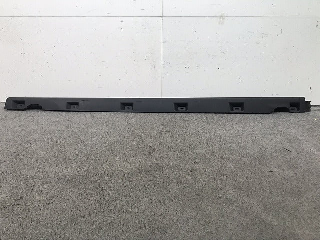 新品! フリーランダー2 LF32/LF2B 純正 右サイドステップ 6H52-101D56-AC LR014201 ランドローバー(106105)