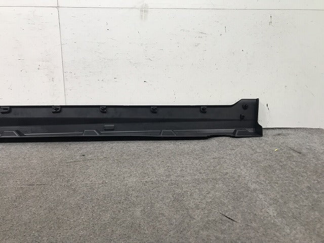 新品! フリーランダー2 LF32/LF2B 純正 右サイドステップ 6H52-101D56-AC LR014201 ランドローバー(106105)