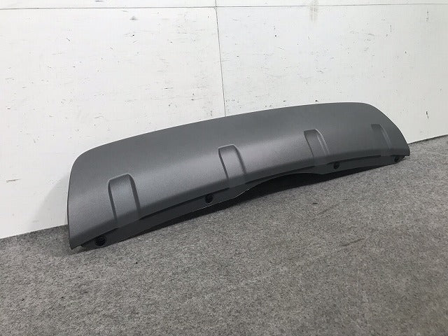 新品! ディスカバリースポーツ/ディスカバリー5 LC2XC 純正 リアバンパーガーニッシュ/アンダー ランドローバー(106414)