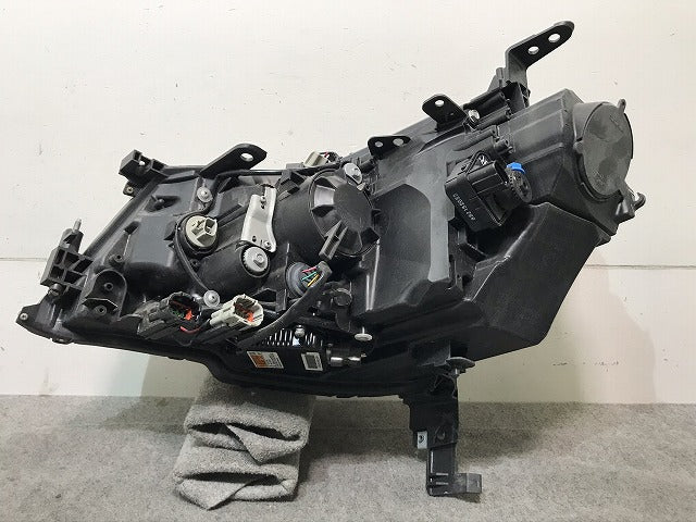 フーガ 50系/Y50/GY50/PNY50/PY50 純正 右ヘッドライト/ランプ キセノン HID レベライザー バラスト AFS STANLEY P4770 日産(106636)