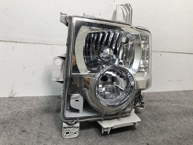 ムーヴコンテ カスタム L575S/L585S 純正 左ヘッドライト/ランプ ハロゲン レベライザー KOITO 100-51966 ダイハツ(106999)