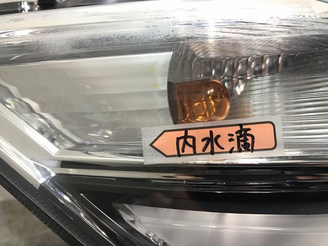 ステップワゴン RP1/RP2 純正 右ヘッドライト/ランプ LED LE 14 D 6331 ホンダ(107260)