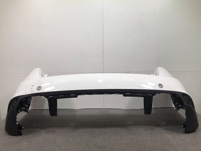 カイエン 92A/92ACGE/92ACUR/92ACFTA/92ACEY/92ACXZ/2015-2018 純正 リアバンパー 7P5807421/7P5807771 ホワイト ポルシェ(107356)