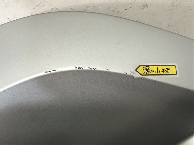 新品! Q2 GACHZ/GACZE 純正 リアスポイラー バンパーガーニッシュ/ディフューザー/アンダー/下部 81A.807.521.H シルバー 素地(107493)
