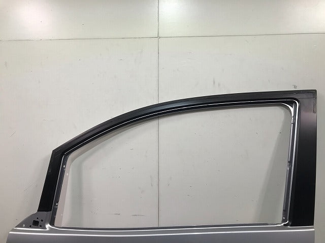 デイズ B21W 純正 左フロントドア クールシルバーメタリック カラーNo.CLN 日産(107495)