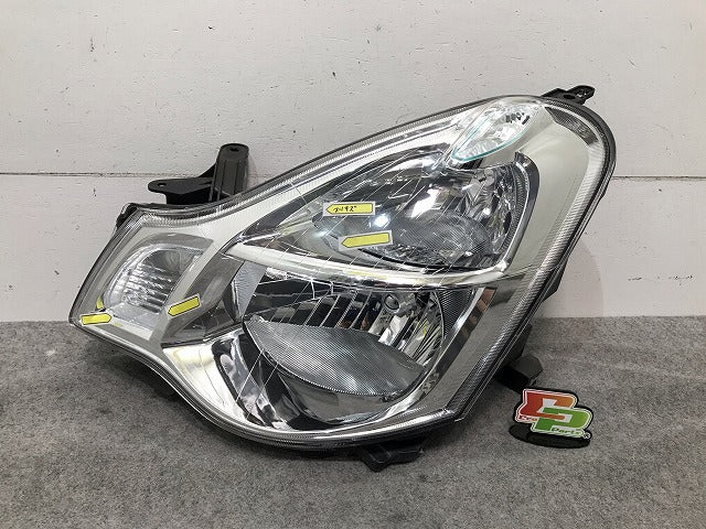 ブルーバードシルフィ G11/NG11/KG11 純正 左ヘッドライト/ランプ ハロゲン レベライザー KOITO 100-63823 日産(107549)