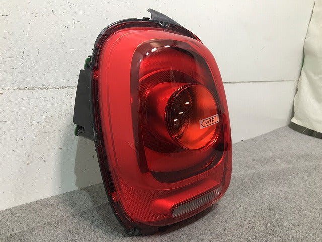 MINI/ミニ F55/F56 純正 左テールランプ/ライト/レンズ 03.525.00 ミニ(107655)