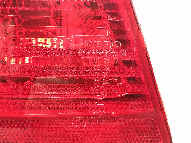 新品! 3シリーズ E46 1998-2001 社外 左テールランプ/ライト/レンズ 01-444-1906L-R 63218383821 BMW(107760)