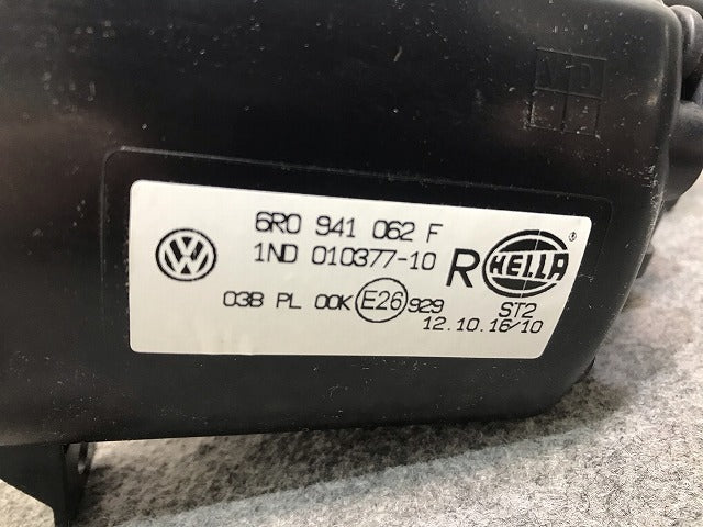新品! ポロ/POLO 6R系 2015～2018 純正 右フォグランプ/ライト/レンズ HELLA 6R0 941 062 F 6R0941062F フォルクスワーゲン(107859)