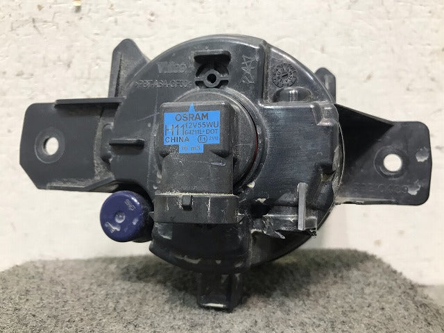 エルグランド ハイウェイスター E51/ME51/MNE51/NE51 純正 左フォグランプ/ライト/レンズ VALEO 89402600 日産(108158)