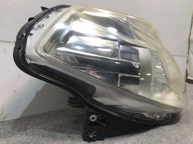 ティーダ C11/JC11/NC11 純正 後期 右ヘッドライト/ランプ ハロゲン STANLEY P7779 日産(108159)