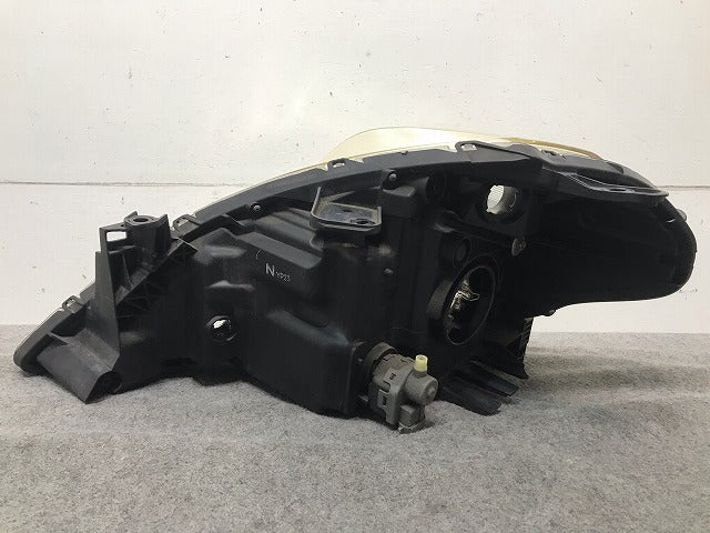 ティーダ C11/JC11/NC11 純正 後期 右ヘッドライト/ランプ ハロゲン STANLEY P7779 日産(108159)