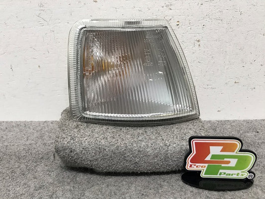 新品! ベクトラ XC200 純正 右ウィンカー Leart 20.414.000-D オペル(108300)