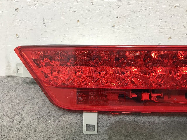 新品! 7シリーズ E65/E66 純正 前期 左テールランプ/ライト/レンズ トランク用 63.21 8379689 BMW(108304)