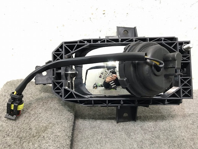 新品! オメガ XF200/XF250 純正 右フォグランプ/ライト/レンズ 67 10 086 オペル(108306)