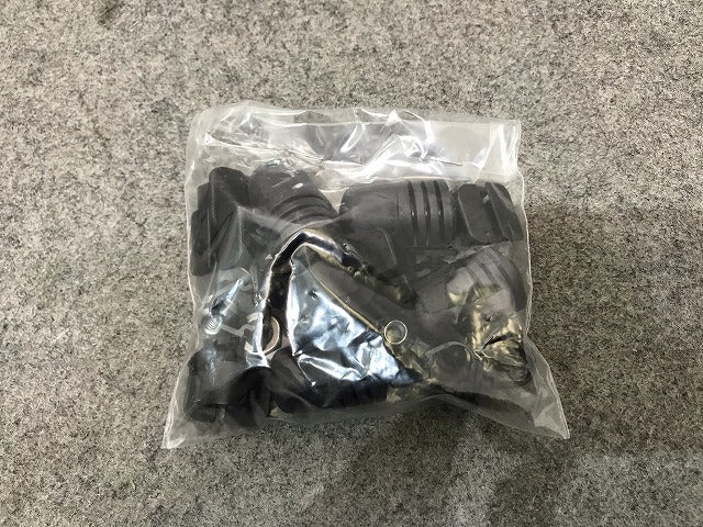 新品! トゥーラン 1T系(2016-) 純正 ボンネット 取り付けパーツセット 5TA 823 707 5TA898615 フォルクスワーゲン(108346)