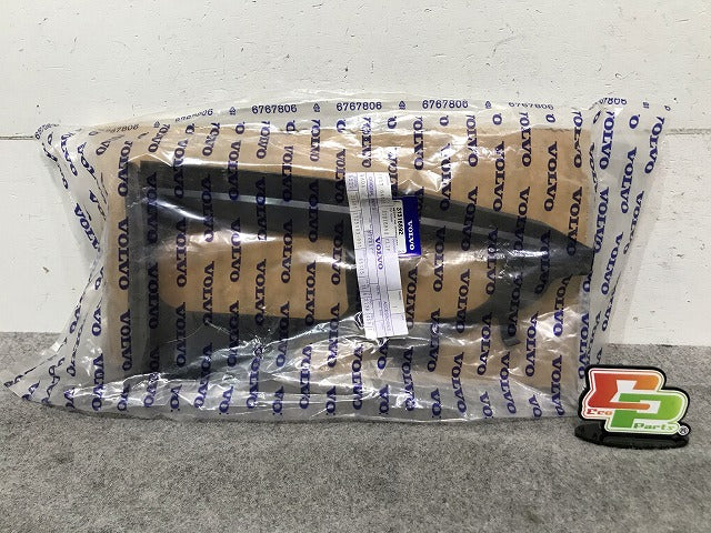 新品! S40/V40 2013-2015 純正 リアバンパーブラッケト/デフレクター 31316892 ボルボ(108347)