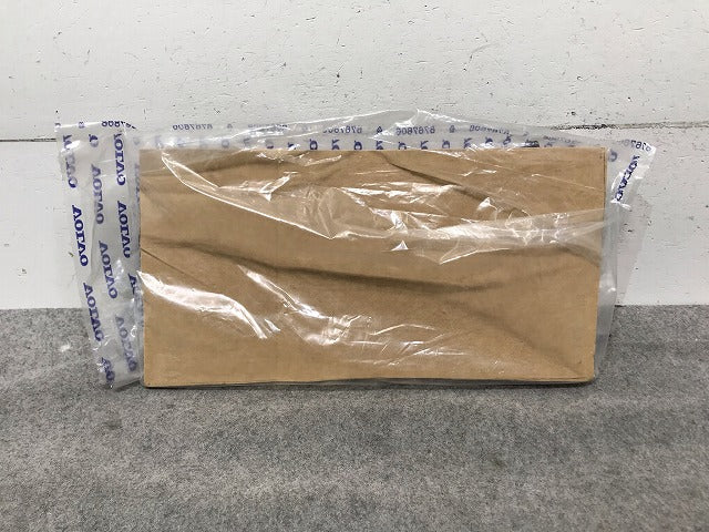 新品! S40/V40 2013-2015 純正 リアバンパーブラッケト/デフレクター 31316892 ボルボ(108347)
