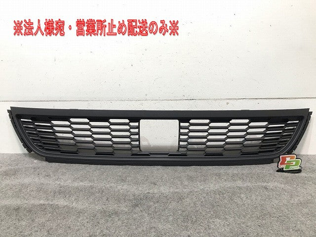 新品! ポロ/POLO 6R系 2015～2018 純正 フロントグリル 6R0.853.677.J 6R0853677J9B9 素地 フォルクスワーゲン(108599)