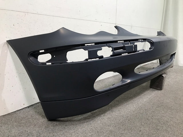 新品! Cクラス/W203 純正 フロントバンパー A 203 885 0025 未塗装 メルセデスベンツ(108641)