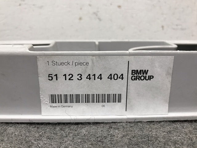 新品! X3シリーズ E83 2004-2011 純正 リアバンパーセンターホルダー 51123414404 BMW(108670)