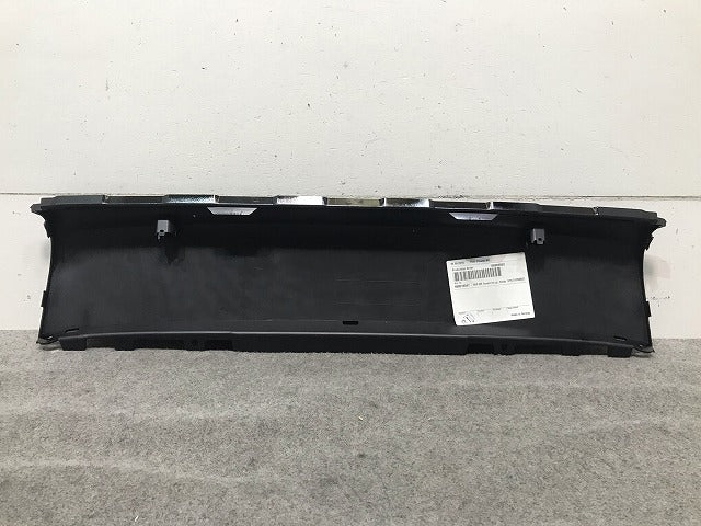 新品! V60 FB系 2012- 純正 リアプロテクター バンパーガーニッシュ/ディフューザー/アンダー/下部 31353347 31353347 ボルボ(108708)