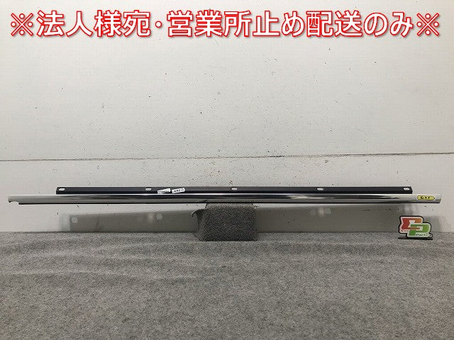 新品! ジェッタ 1K系 2006-2011 純正 左リアウインドウスロットシール 1K5.839.475/476 1K5839475D2ZZ メッキ(108717)