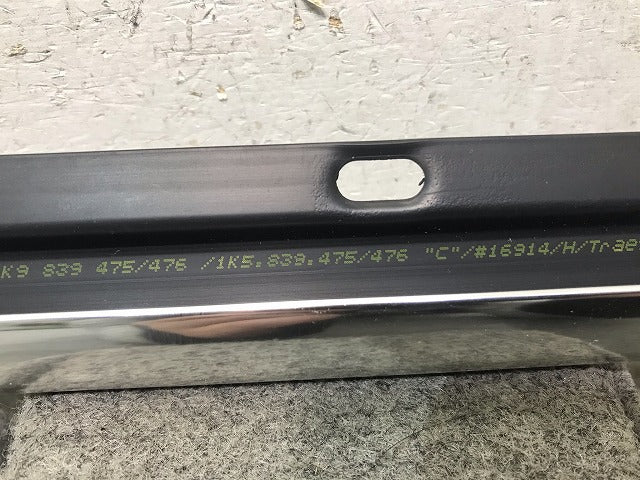 新品! ジェッタ 1K系 2006-2011 純正 左リアウインドウスロットシール 1K5.839.475/476 1K5839475D2ZZ メッキ(108717)
