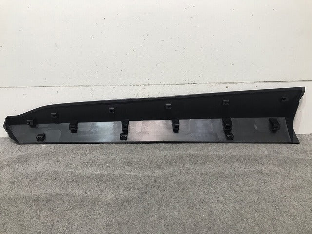 新車取り外し! ヤリスクロス XPB10 MXPB15 MXPJ10 MXPJ15 純正 右フロントドア サイドパネル マッドガード 75073-52030 素地(108798)
