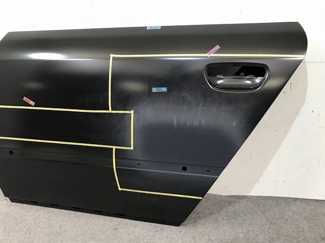 新品! A6(C5) 1998-2005 4B 純正 左リアドア 4B0833051 素地 アウディ(108876)