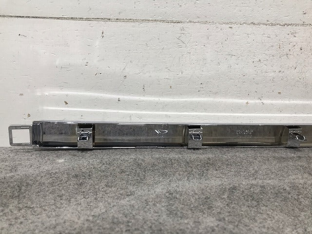 キャスト/ピクシスジョイ LA250S/LA260S/LA250A/L260A 純正 リアバンパーモール 52751-B2070 メッキ ダイハツ(108929)