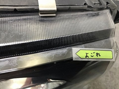 キューブ Z12/NZ12 純正 右ヘッドライト/ランプ キセノン HID