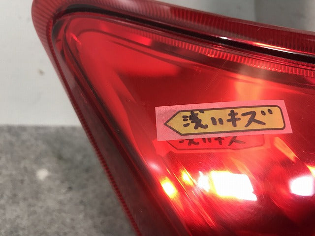 ジューク F15/NF15/YF15 純正 前期 左テールランプ/ライト/レンズ ICHIKOH VALEO T003 日産(108975)
