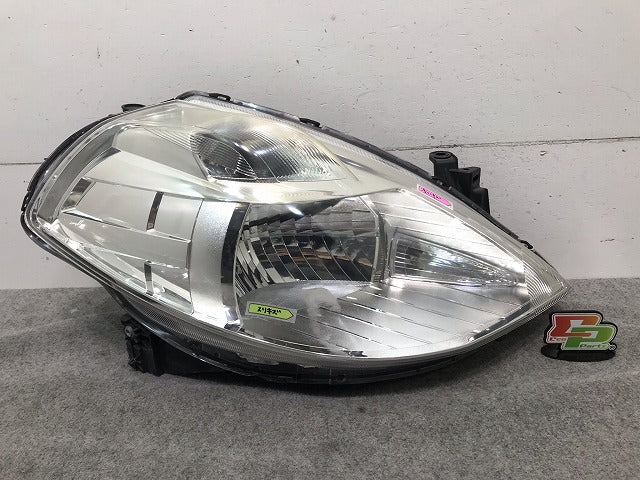 ティーダ C11/JC11/NC11 純正 中期 後期 右ヘッドライト/ランプ ハロゲン レベライザー STANLEY P7779 日産(108977)