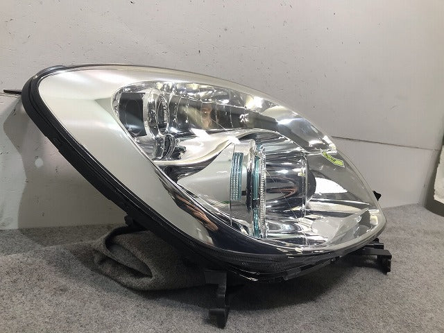 ベリーサ DC5R/DC5W 純正 後期 右ヘッドライト/ランプ キセノン HID AFS無 STANLEY P4514 マツダ(109004)