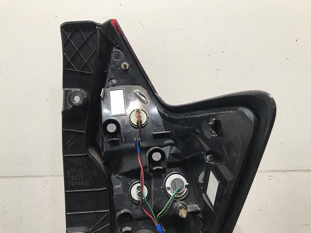 ノート E12/HE12/NE12/SNE12 純正 後期 左テールランプ/ライト/レンズ  LED ICHIKOH D202 日産(109199)