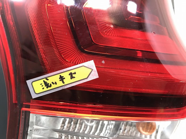ノート E12/HE12/NE12/SNE12 純正 後期 右テールランプ/ライト/レンズ  LED ICHIKOH D202 日産(109200)