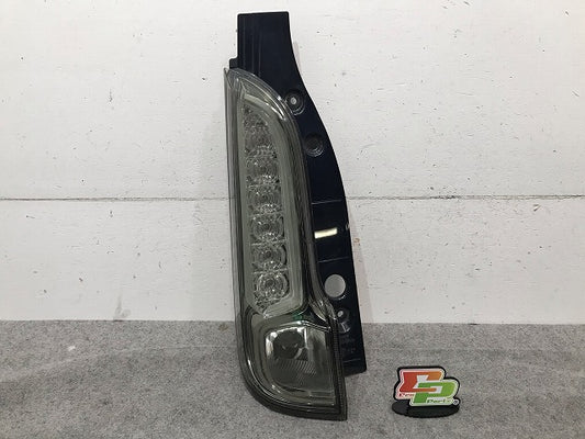 スペーシアカスタム MK32S/MK42S 純正 左テールランプ/ライト/レンズ  LED KOITO 220-59295 35670-81M10 スズキ(109231)