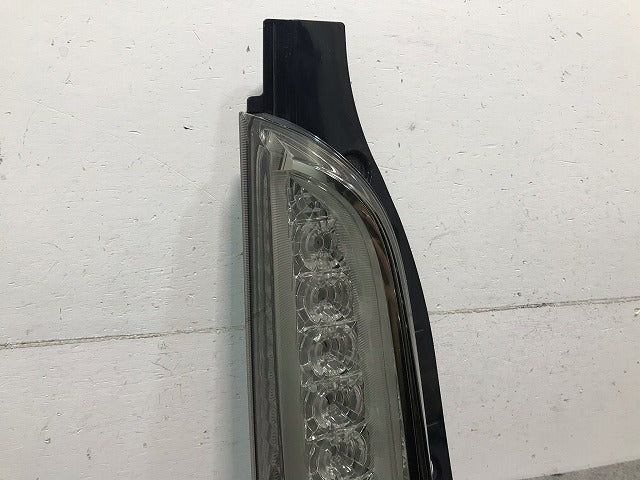 スペーシアカスタム MK32S/MK42S 純正 左テールランプ/ライト/レンズ  LED KOITO 220-59295 35670-81M10 スズキ(109231)