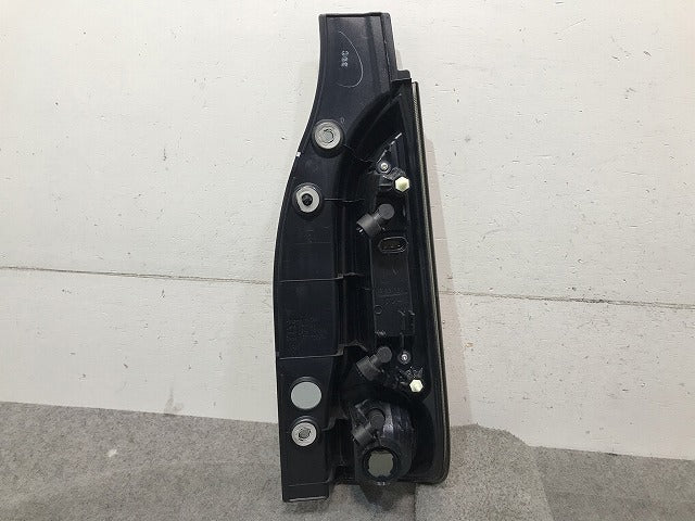 スペーシアカスタム MK32S/MK42S 純正 左テールランプ/ライト/レンズ  LED KOITO 220-59295 35670-81M10 スズキ(109231)