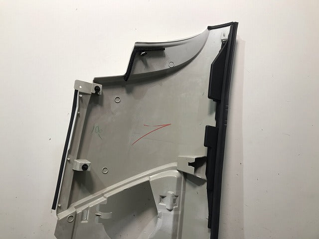 新車取り外し! フォワード 2007- 純正 右フロントコーナーカバー/コーナーパネル 1-86722085-0 白 いすゞ(109289)