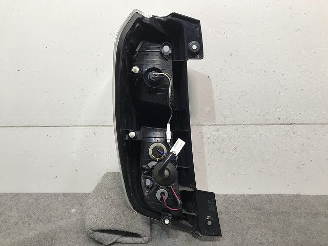 デイズルークス B21A 純正 右テールランプ/ライト/レンズ LED IMASEN 1146-404 日産(109310)