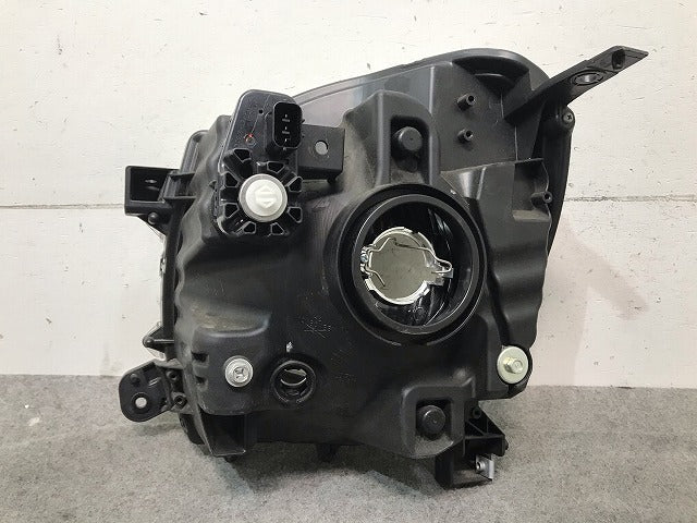 モコ 33/MG33 純正 右 ヘッドライト/ランプ ハロゲン レベライザー STANLEY P9638 日産(109459)