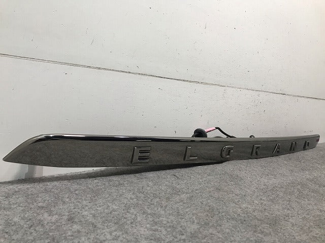 エルグランド E52/PE52/PNE52/TE52/TNE52 純正 リアフィニッシャー ガーニッシュ カメラ付き 90810 1JB0A メッキ 日産(109484)