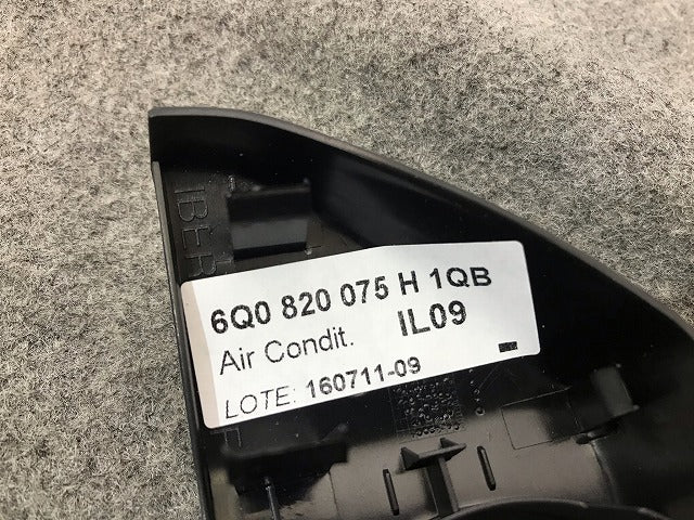 新品! ポロ/POLO 9N系 2005～20010 純正 ヒーターコントロールユニットトリム 6Q0820075H1QB フォルクスワーゲン(109529)