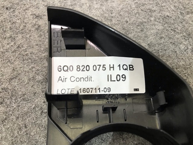 新品! ポロ/POLO 9N系 2005～20010 純正 ヒーターコントロールユニットトリム 6Q0820075H1QB フォルクスワーゲン(109538)