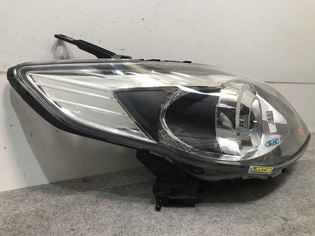 プレマシー CREW/CR3W 純正 後期 右ヘッドライト/ランプ キセノン HID レベライザー STANLEY P7696R マツダ(109580)