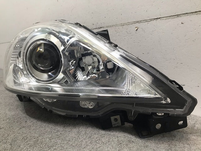 プレマシー CREW/CR3W 純正 後期 右ヘッドライト/ランプ キセノン HID STANLEY P7696R マツダ(109585)