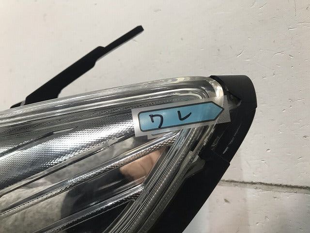プレマシー CREW/CR3W 純正 左ヘッドライト/ランプ ハロゲン STANLEY P7137L マツダ(109656)